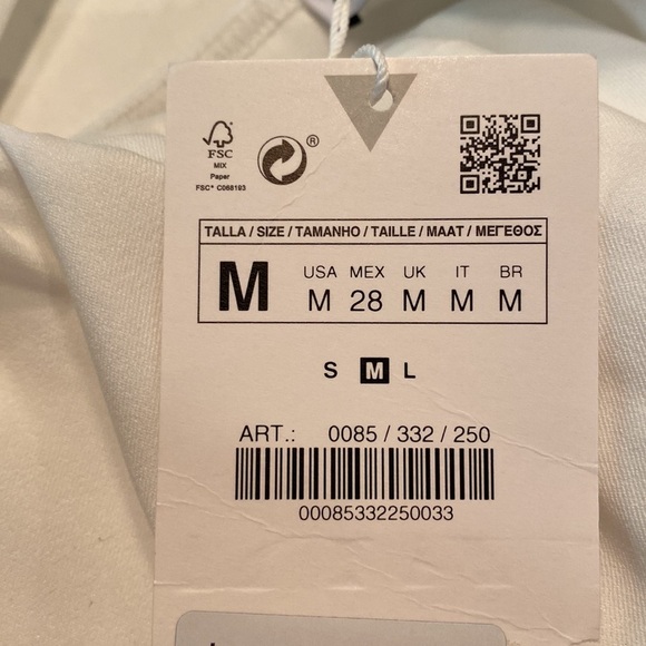 NWT. Zara Off White Voluminous Sleeves V-neck Top. Size M. - Picture 10 of 13